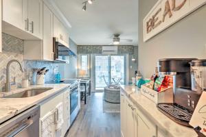 Less Than 1 Mi to Boardwalk Bayfront Ocean City Condo