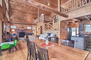 Thunder Lake Escape and Boat Dock!