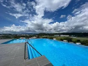 Nilam Residence ARU SUITES Sea View 2BR INFINITY POOL - Tanjong Aru
