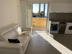 Appartements La Ciotat vue mer parking Clim emplacement exceptionnel stationnement inclus terrasse bien equipe : photos des chambres