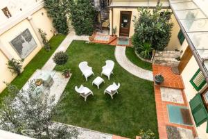 Nice portion of property By Villa Il Mosaico