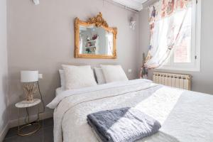 Rio Marin with floating gondolas view