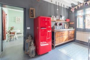 Rio Marin with floating gondolas view