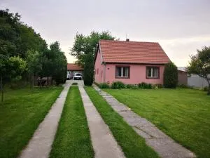 Little village house - Káty