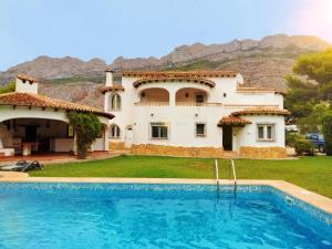 Villa 56