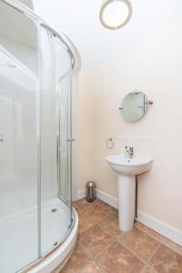 Keepers Lodge with Hot Tub