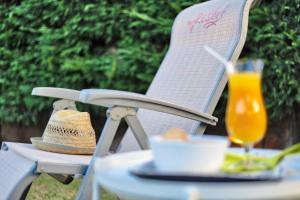 Elegant new maisonette near the sea