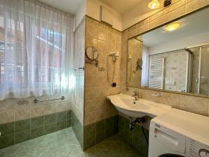 Apartamento de 2 dormitorios con vistas a la montaña