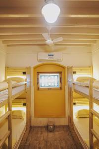 GoSolo Stays Bandra Hostel