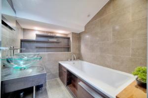 IMMOGROOM - Refurbished - Sea view - Wifi - Air conditioning