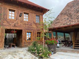 Székelyföld,Siklódi Kő Vendégház Szénatároló