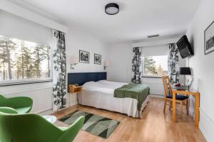 Standard King Room room in Hotel Malmkoping; Sure Hotel Collection by Best Western