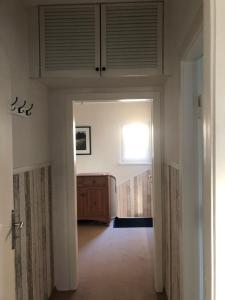 Stadtvilla-Apartment mit Parkblick und bester Verkehrsanbindung