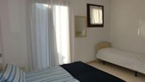 Flat for up 7 guests in residence with pool