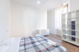 Nel Ghetto, Bologna by Short Holidays