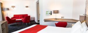 Hotels Holiday Inn Calais Coquelles, an IHG Hotel : photos des chambres