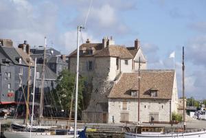 Appartements Appartement familiale jusqu'a 4 personnes 5mn a pied du centre : photos des chambres