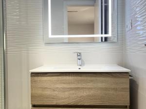 CD-Estudio, acogedor y funcional, céntrico, barrio tranquilo