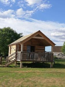 Sejours a la ferme LA CABANE DE JABI : photos des chambres