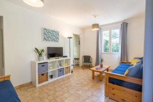 LAuguière Ouest, maisonnette au cœur du vignoble proche de la mer et des sentiers côtiers