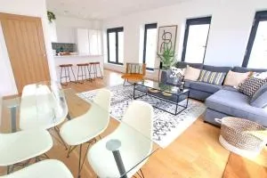 Queens House, Worthing - Goring by Sea