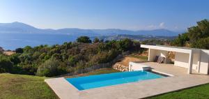 Appartements CORSE HOLISTIKA - Rez-de-jardin au calme avec vue mer et piscine magnifique : photos des chambres