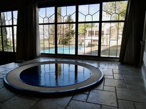Tentes de luxe Le Pool House - Private Jacuzzi - Mas des Sous Bois : photos des chambres