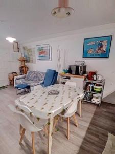 Appartements Soulac sur Mer a 50 m de la plage Beau T2 neuf idealement place : photos des chambres