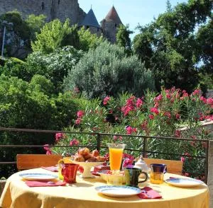 Le Cellier de Beaulieu, au pied de la Cité, Maison de Vacances avec Climatisation et Jacuzzi - Rieux-Minervois