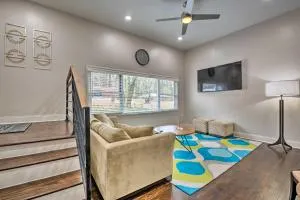 Atlanta Retreat with Deck in Greenbriar Area! - Granada