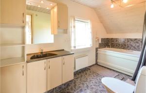 3 Bedroom Awesome Home In Thisted