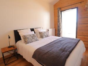 Superbe Appartement 4 Étoiles, 2 Chambres, Proche Pistes, Balcon, Parking, Ski & Vélo - FR-1-623-329