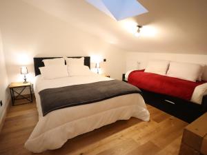 Superbe Appartement 4 Étoiles, 2 Chambres, Proche Pistes, Balcon, Parking, Ski & Vélo - FR-1-623-329