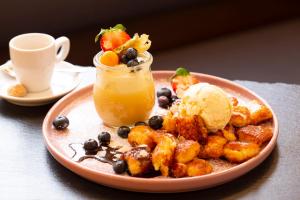 Hotel & Boarding House Schlosserwirt