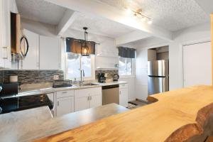 Vermont Getaway! Newly renovated!