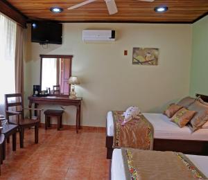 Volcano Lodge, Hotel & Thermal Experience