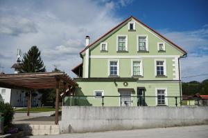 Hostel Mladinski center Šmartno ob Paki