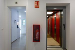 POSEIDON Beach Apartment & parking by Cadiz4Rentals