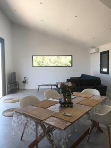 Villas Villa Isula Contemporaine Piscine chauffee : photos des chambres
