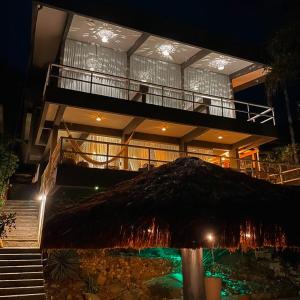 Casa pé na areia para até 14 pessoas em bombinhas