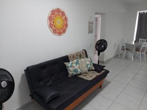 Ubatuba - Apartamento com Churrasqueira e Piscina