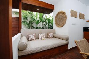 Villa Pulau I, 1BR Luxury Private Villa with Pool in North of Bali, Pemuteran, within Walking Distance to a Wild Beach