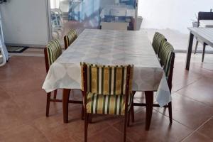 Casa entera en exclusiva privada