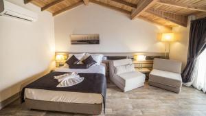 S3 Seahorse Beach Club