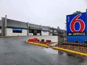 Motel 6 North Little Rock, AR-JFK Blvd - 北小石城