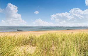 2 Bedroom Gorgeous Home In Ijzendijke