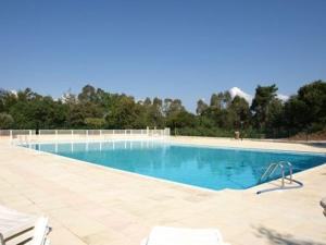 Maisons de vacances Mas avec 3 chambres, jardin, piscine, tennis et proche plage a La Croix-Valmer - FR-1-100-152 : photos des chambres