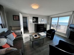 Quiberon - Appartement 2 pièces, terrasse, animaux permis, parking - FR-1-478-54