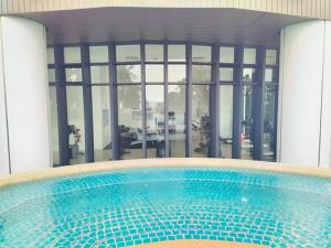 Almas Suites 2Pax Studio 100mbps Netflix By STAY