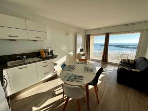 Appartements Studio Quiberon, 1 piece, 2 personnes - FR-1-478-137 : photos des chambres